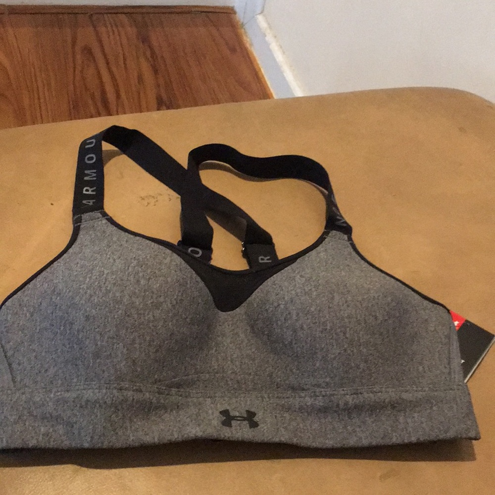 Brand New under Armour sport bra